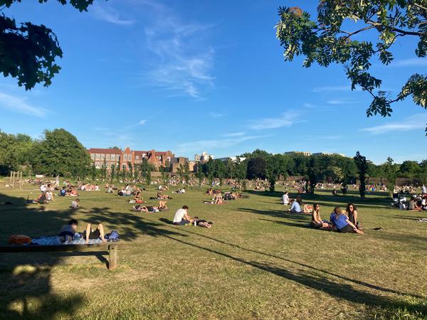 Image 8 Haggerston Park